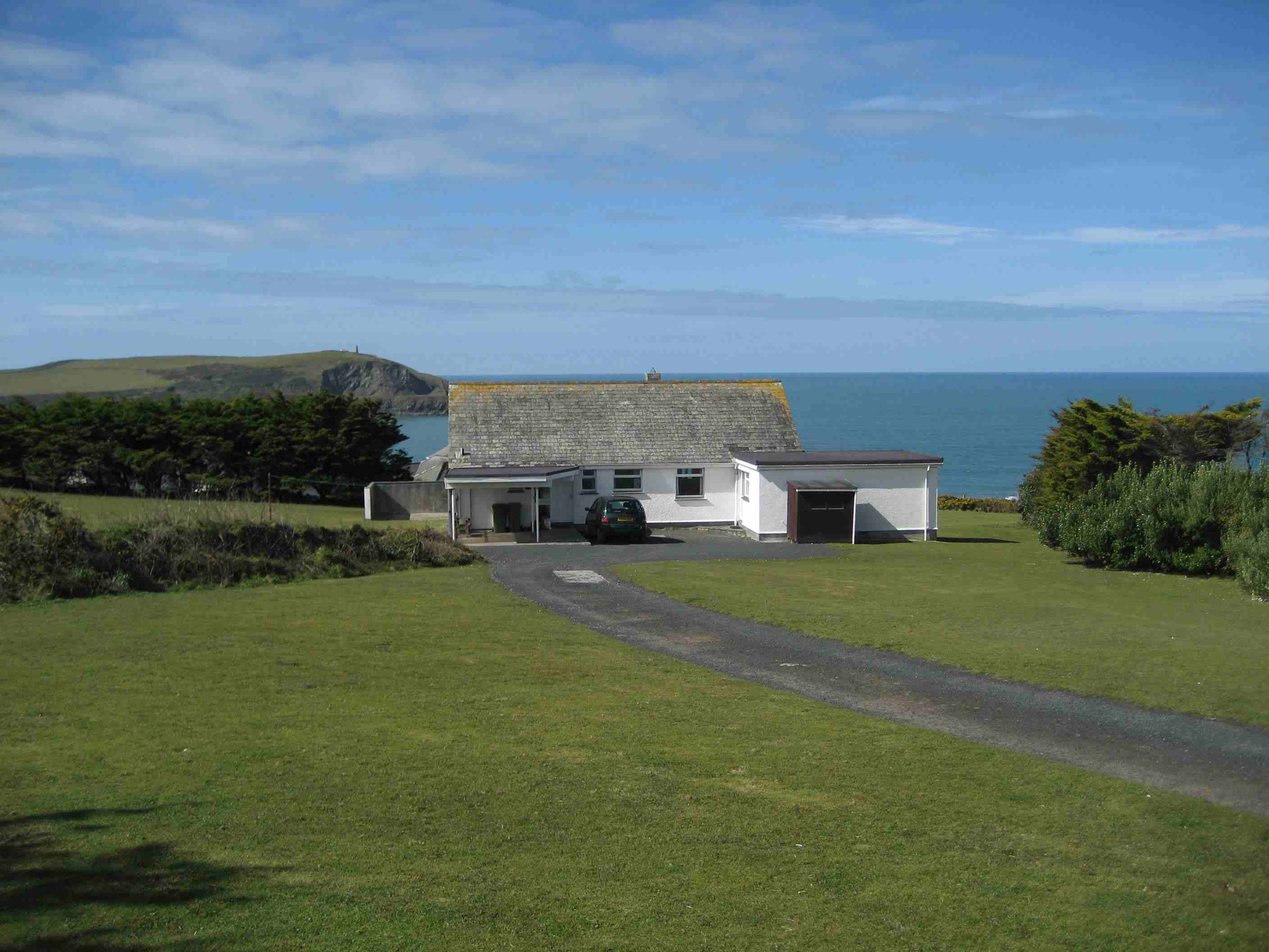 Approaching from Summertide's private drive